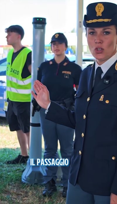 Varchi di sicurezza all’ingresso del pubblico al concerto di Ultimo a Tor Vergata